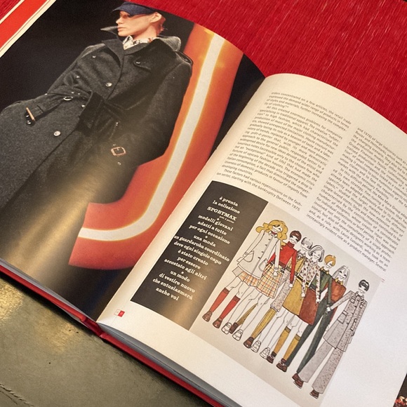 Coats! Max Mara, 55 Years of Italian Fashion - Picture 7 of 9